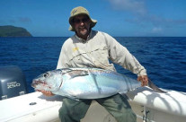 Dogtooth tuna fishing by Kane Mann's crew