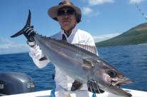 Patrick Mak's crew dogtooth tuna fishing